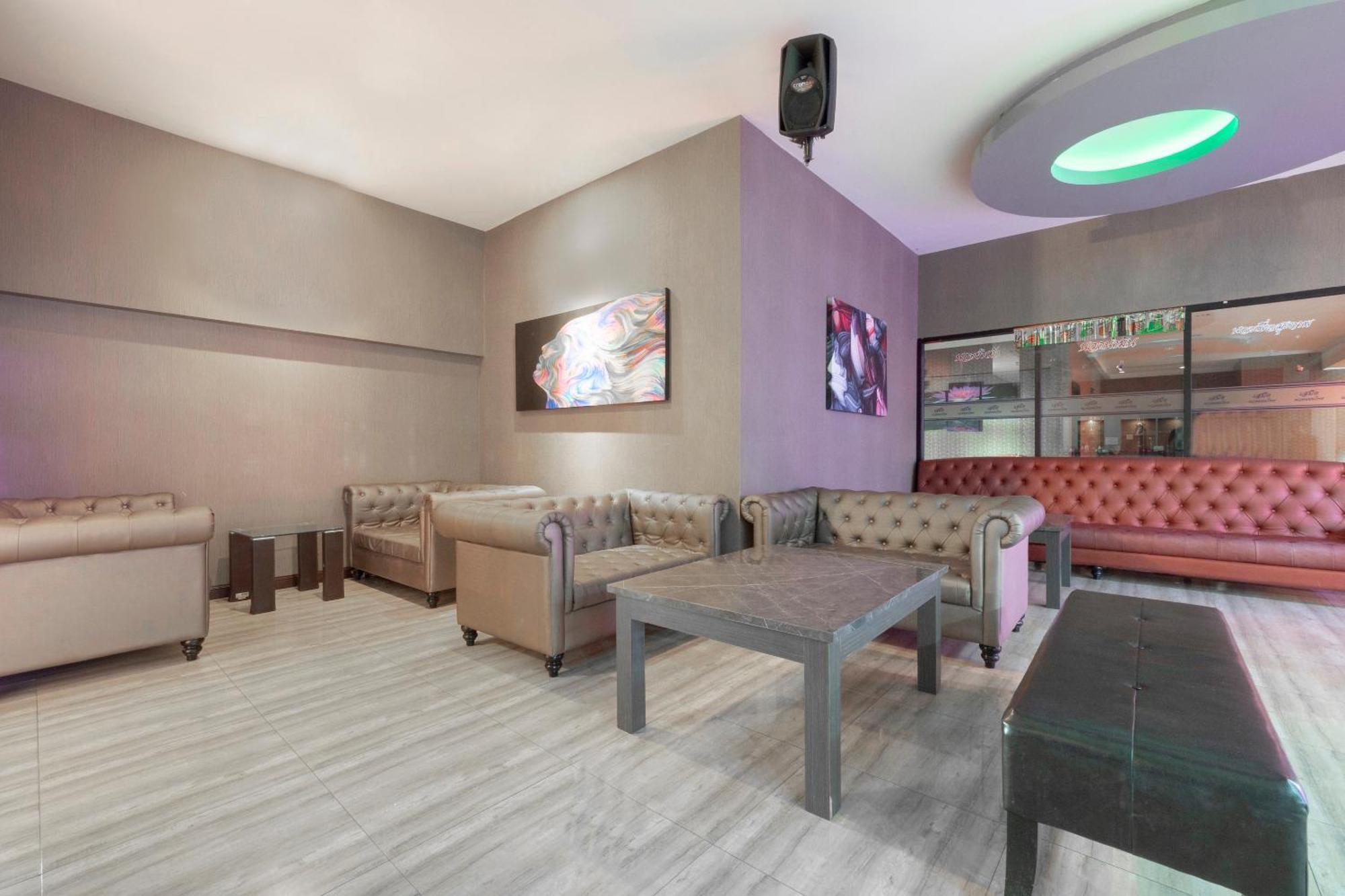Oyo 75382 Hotel 3*